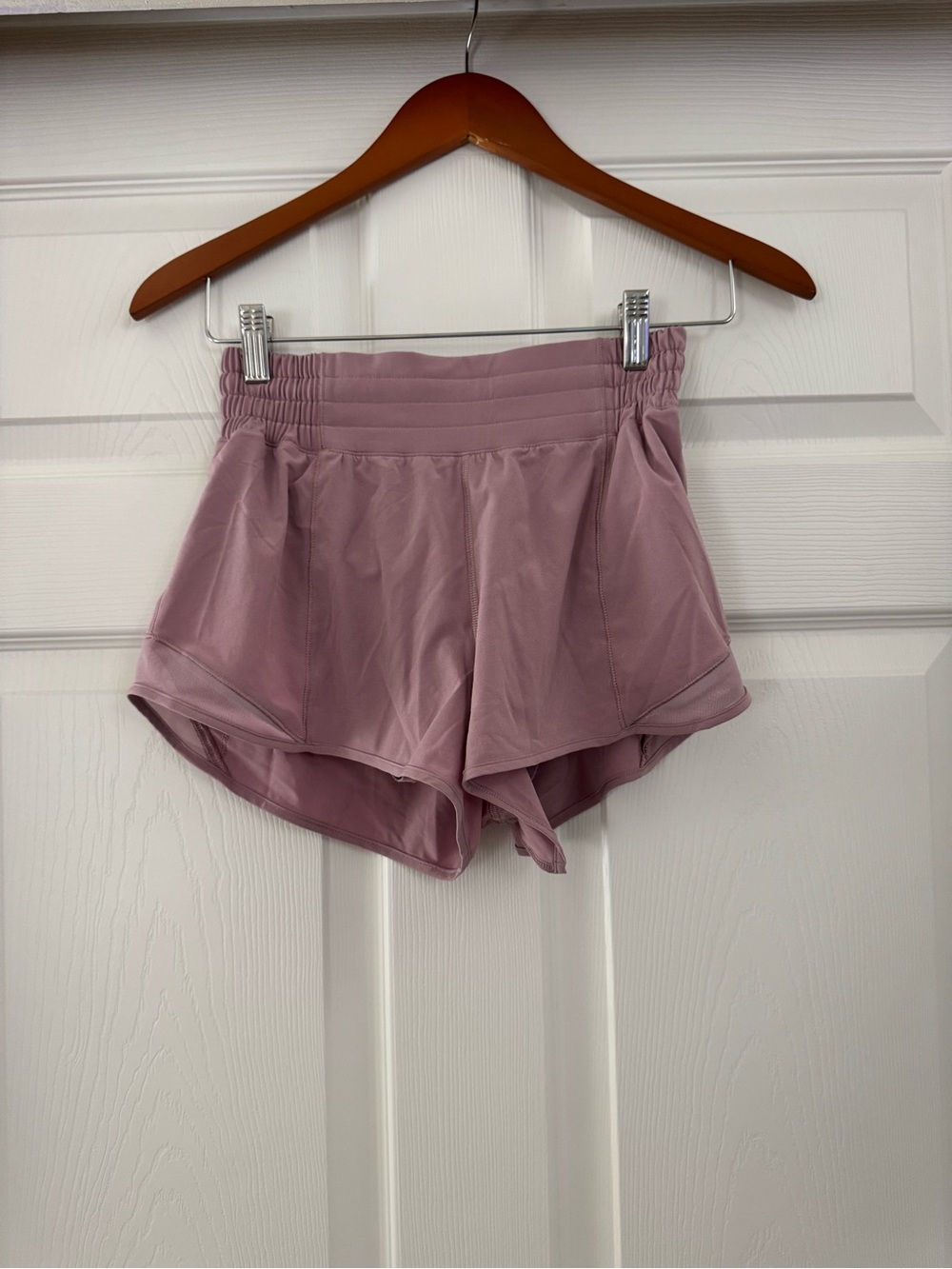 lululemon athletica Dusy Rose Hotty Hot Lined Shorts